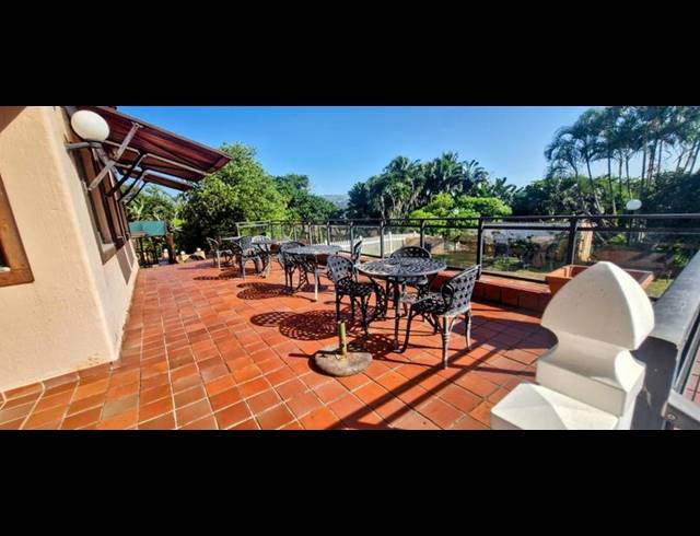 2 BEDROOM APARTMENT FOR SALE IN GLENMORE BEACH